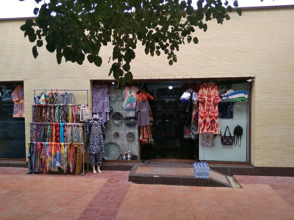 Магазин подарков и сувениров Souvenirs, Самарканд, фото