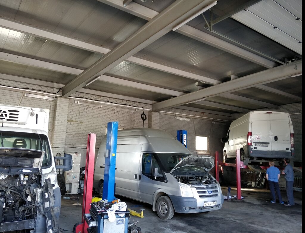 Car service, auto repair Master-Peugeot, Lubercy, photo