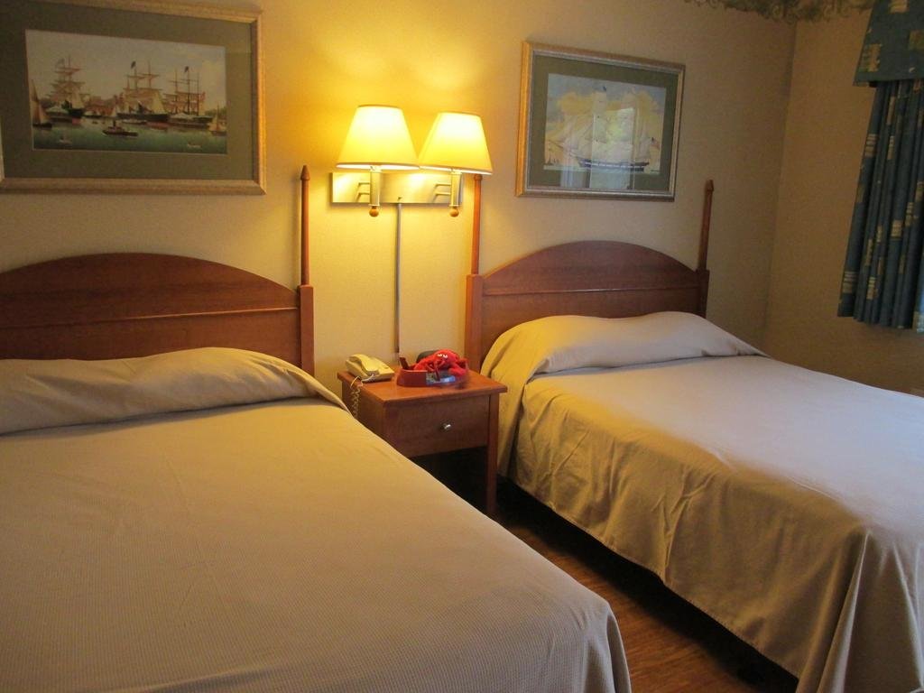 Фото Flagship Inn and Suites