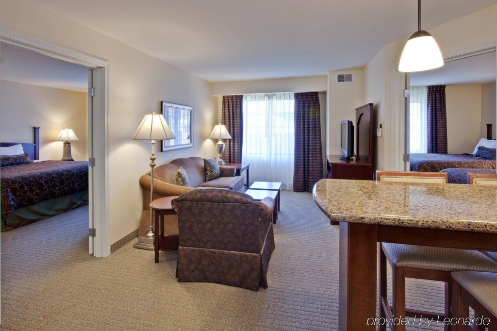 Фото Staybridge Suites Indianapolis-Carmel