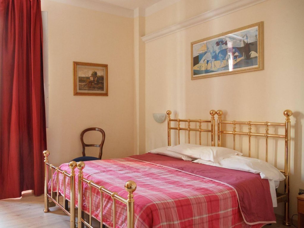 Фото Hotel Basilea