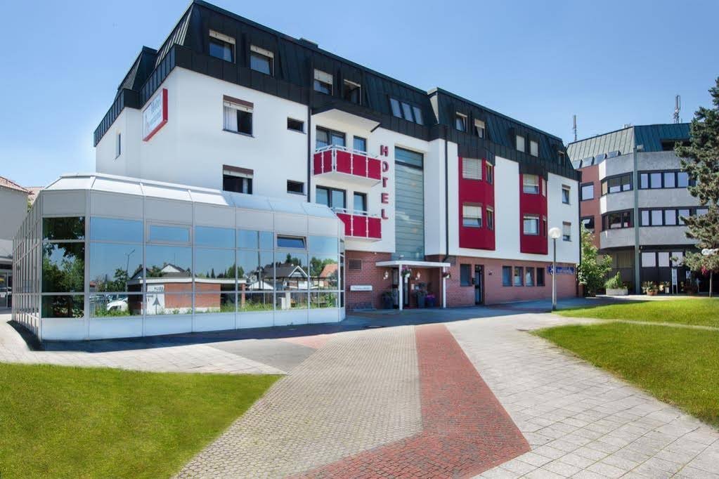 Фото Montana Hotel