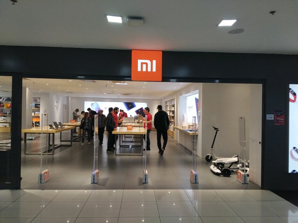 Aloqa saloni Xiaomi, Toshkent, foto