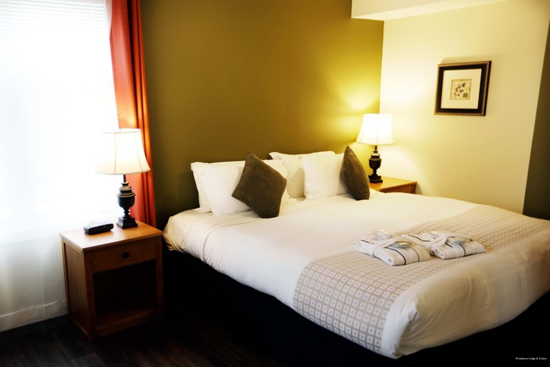 Фото Windtower Lodge and Suites