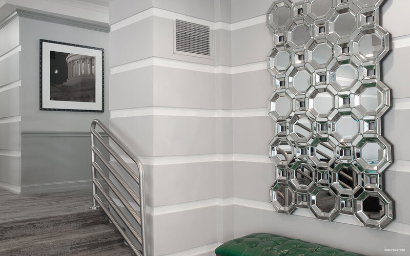 Фото State Plaza