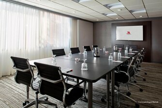 Фото Marriott Cincinnati Airport