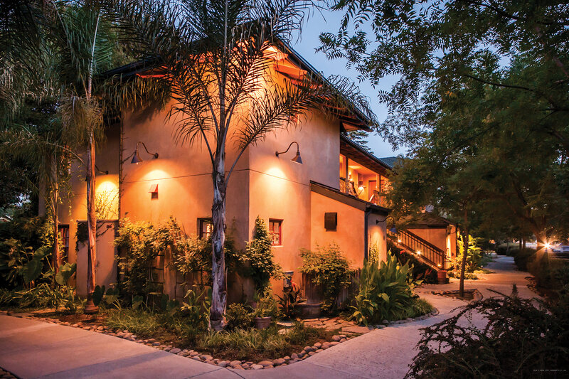 Фото Wine & Roses Hotel Restaurant SPA