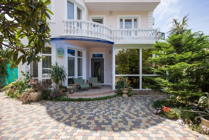 Фото Милана