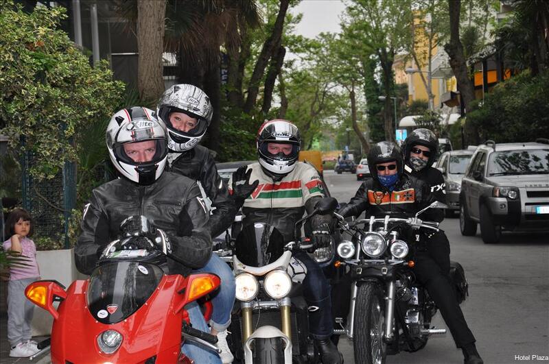 Фото Hotel Plaza