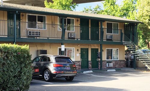 Гостиница Diablo Mountain Inn - Walnut Creek в Уолнат-Крике