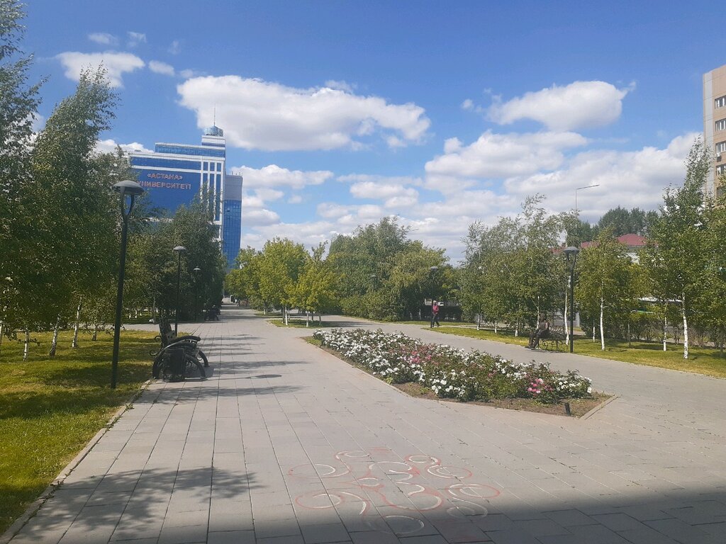Park Siren Boulevard, Astana, photo
