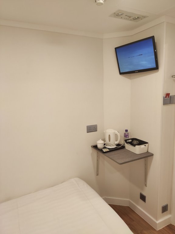 Фото Goodrich Hotel