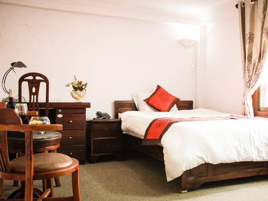 Фото отеля 2