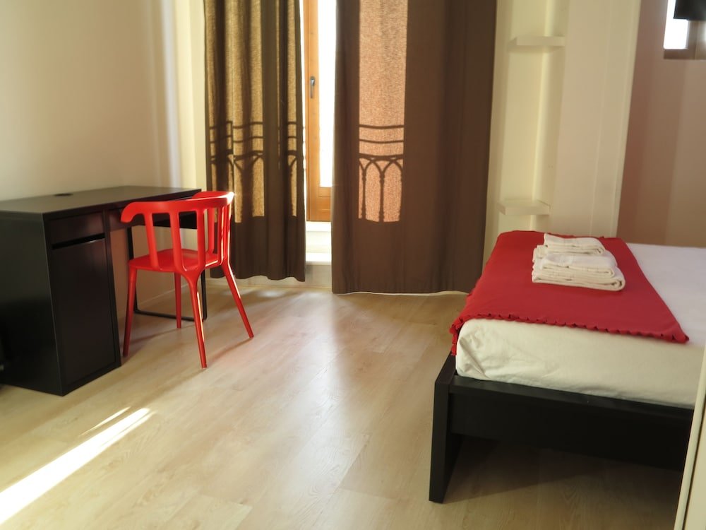 Фото Hulot B&b Valencia