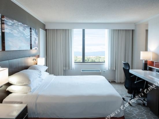 Фото Delta Hotels by Marriott Saguenay Conference Centre