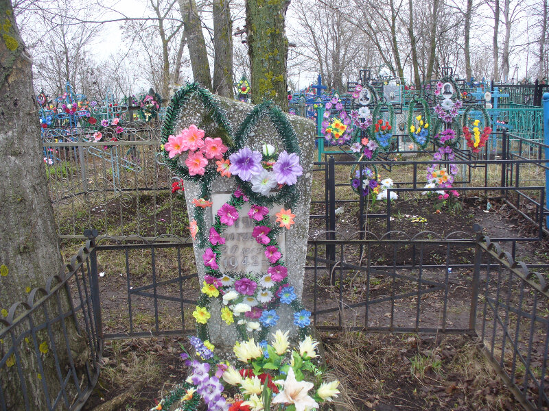 Monument, memorial Надгробная плита, погибшим летчикам в д. Малые Кабаны, Republic of Tatarstan, photo