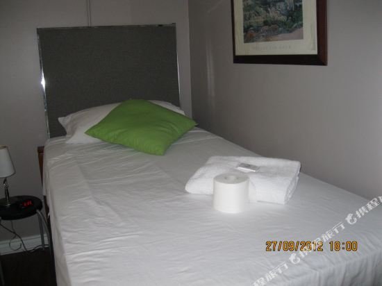 Фото St Lawrence Residences And Suites