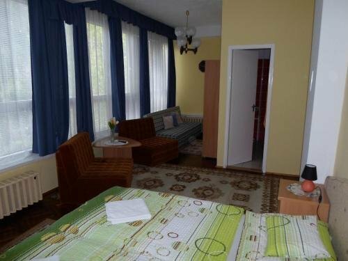 Гостиница Panorama Vendeghaz в Мишкольце