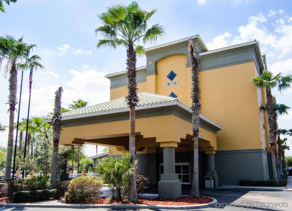 Фото Galleria Palms Hotel