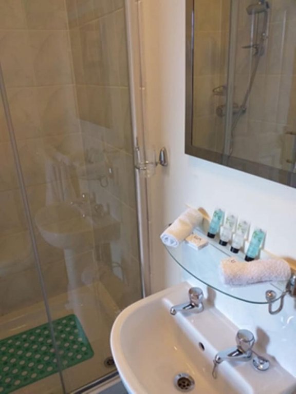 Фото Woodleigh Bed and Breakfast