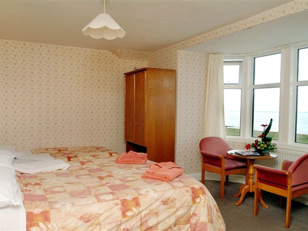 Фото Cullen Bay Hotel