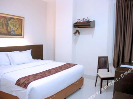 Фото Hotel 61 Medan