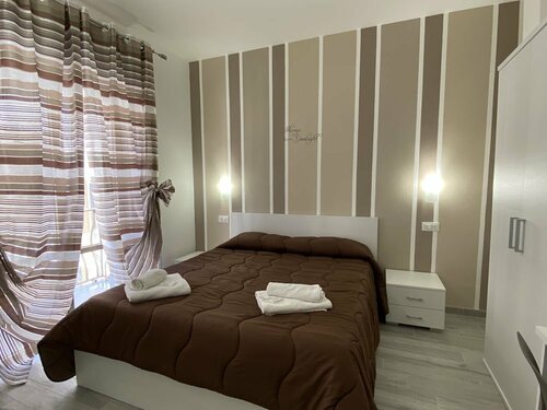 Гостиница In Centro Rooms в Кампофеличе-ди-Рочелле