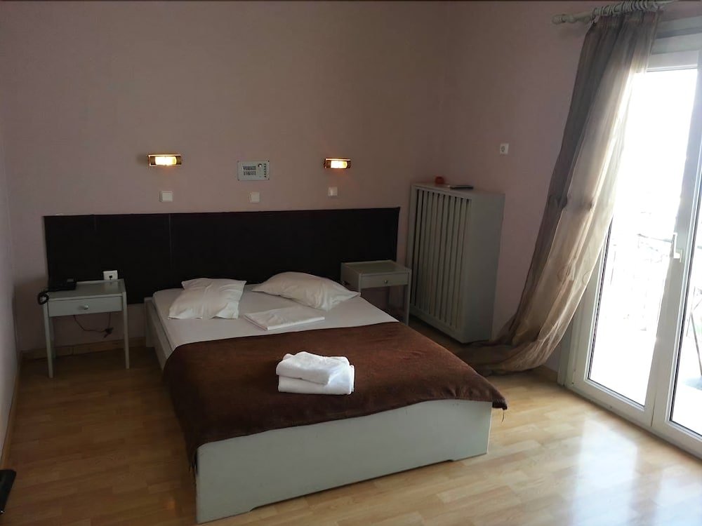 Фото Korinthos Hotel