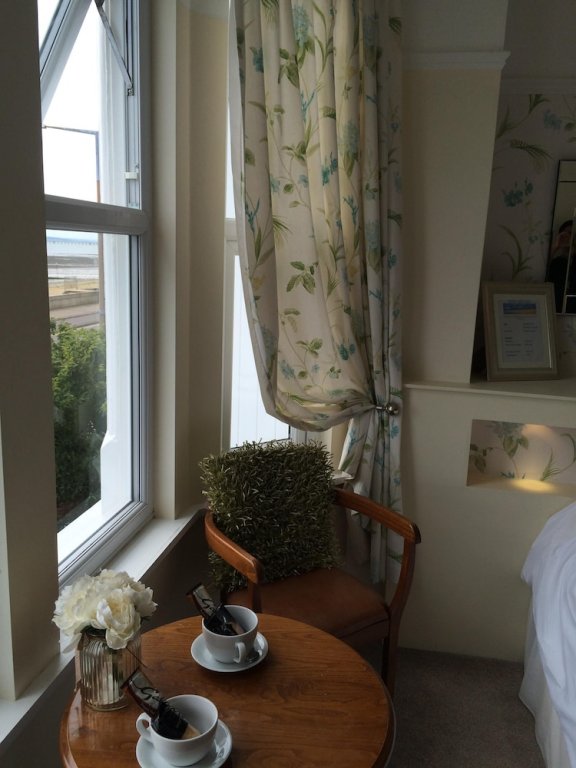 Фото Waverley Guest House