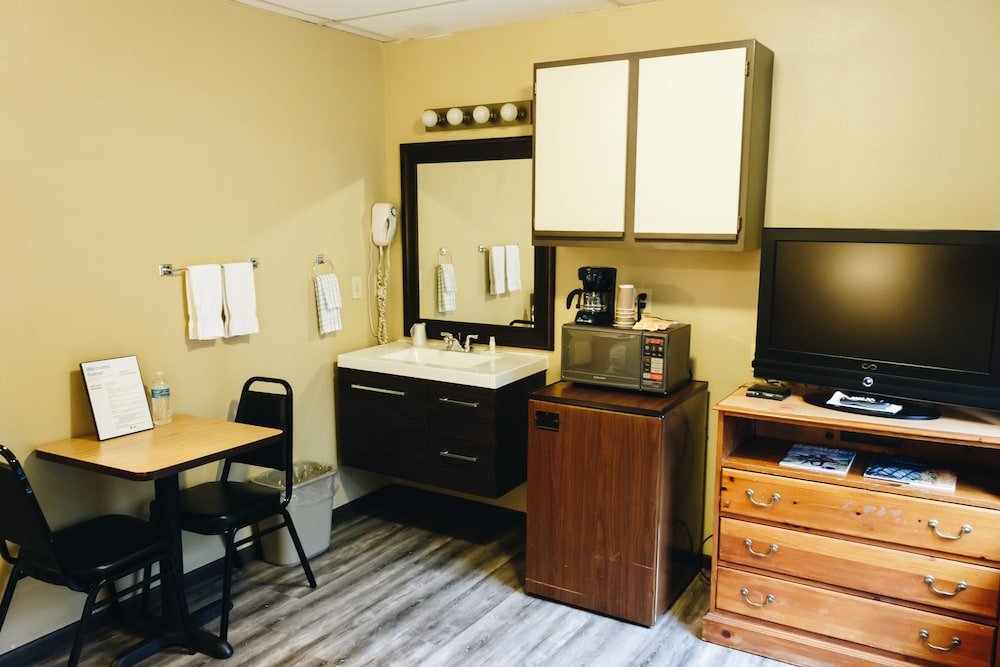 Фото Boulder Twin Lakes Inn