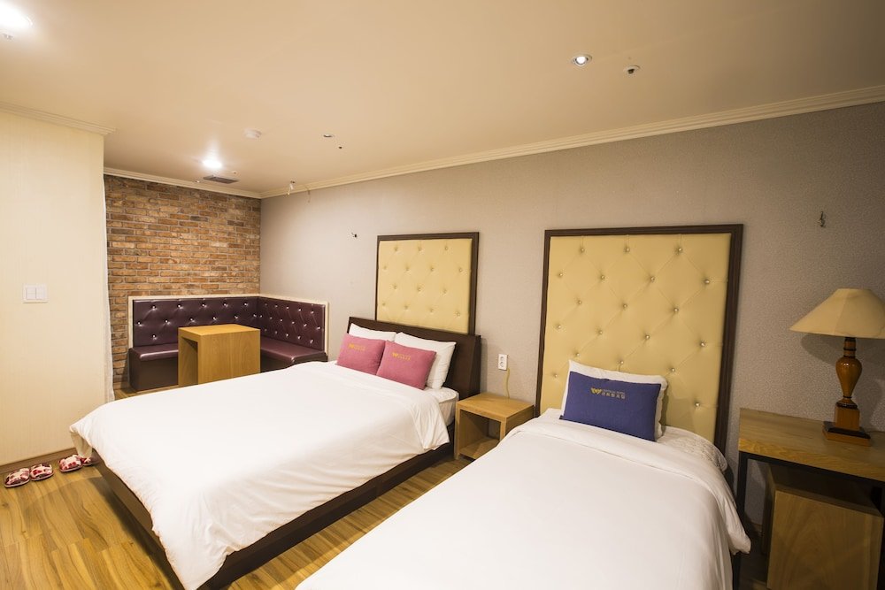 Фото Central Hotel