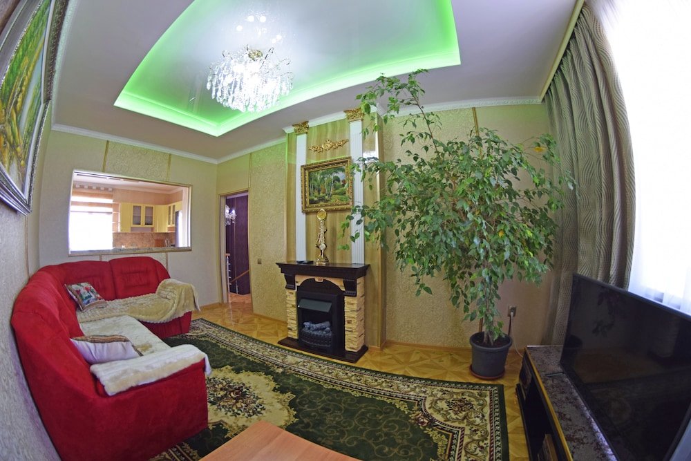 Фото Артём Плаза