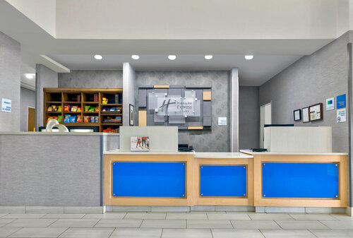 Гостиница Holiday Inn Express & Suites Kansas City - Grandview, an Ihg Hotel в Грандвью
