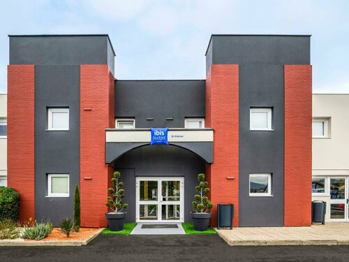 Гостиница ibis budget Saint-Étienne stade в Монбризоне