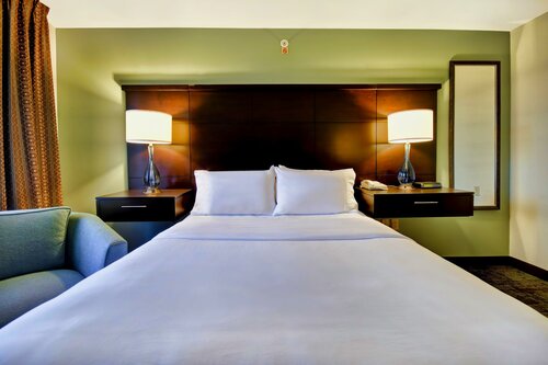 Гостиница Staybridge Suites Madison-East by Ihg в Сан Прейри