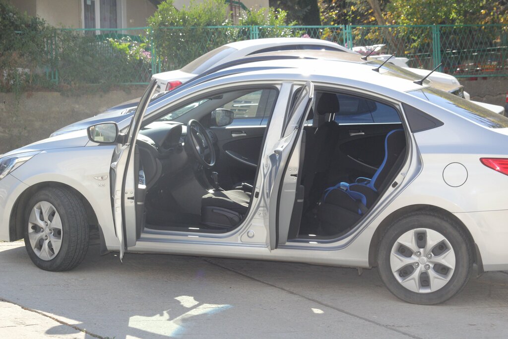 Car rental Krim-Transfer, Alushta, photo