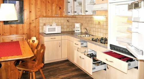 Гостиница Camping Jungfrau - Holiday Park в Лаутербруннене