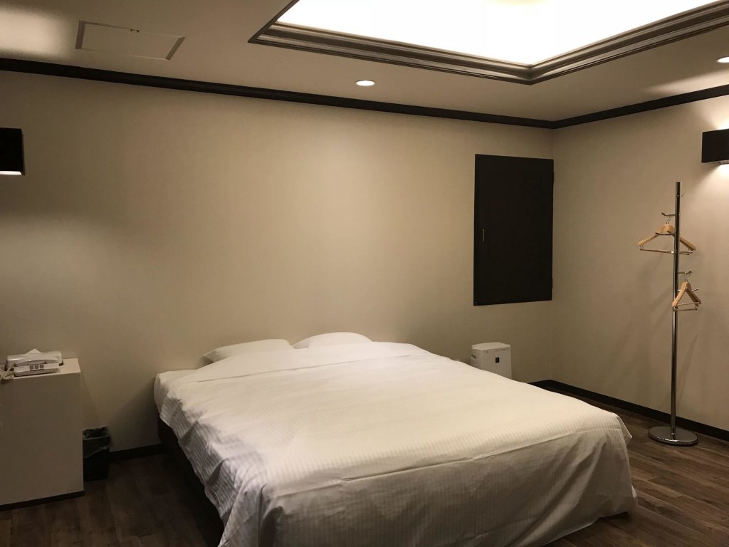 Фото Naminoue Crystal Hotel