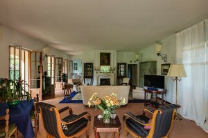 Forte dei Marmi renewed 6 bedroom villa