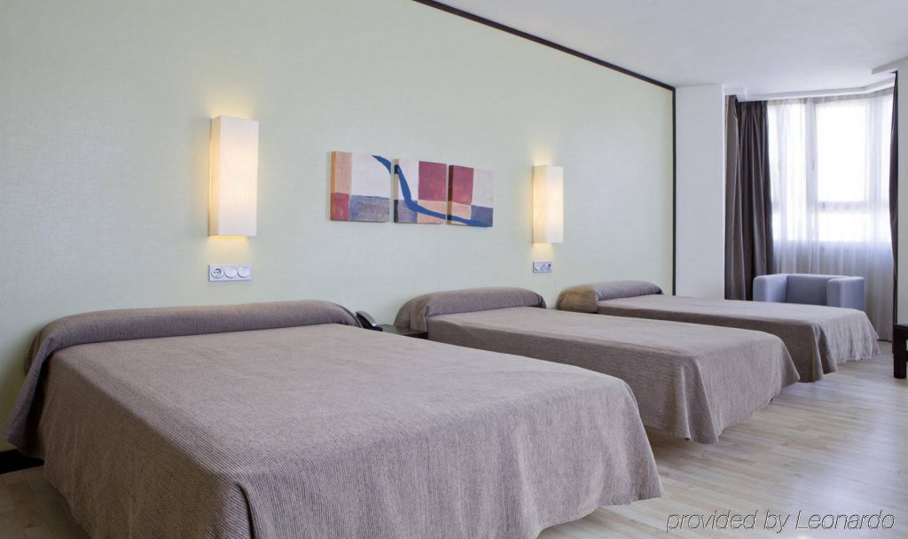 Фото Emperatriz III