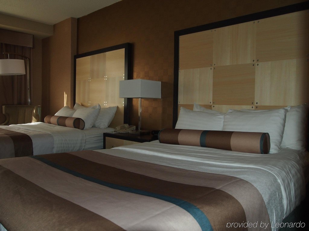 Фото The Watson Hotel