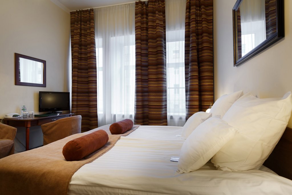 Фото Шелфорт