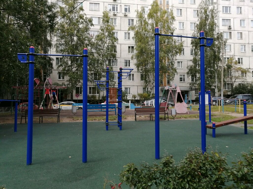 Строгино парк спортплощадка