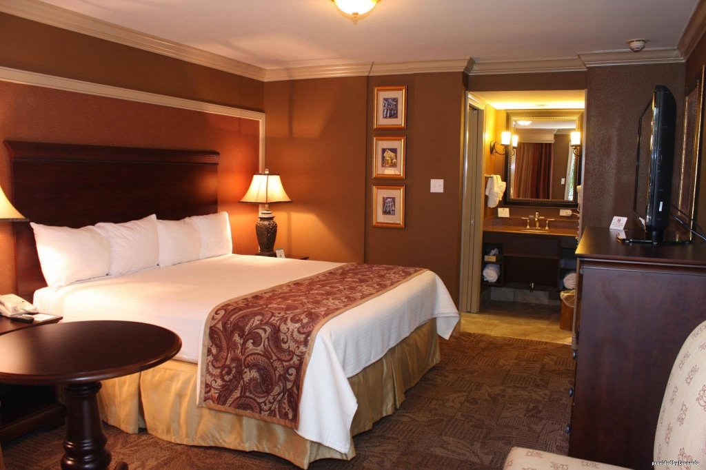 Фото Best Western Plus French Quarter Courtyard Hotel