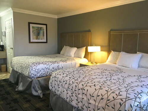 Гостиница Canadas Best Value Inn & Suites Princeton