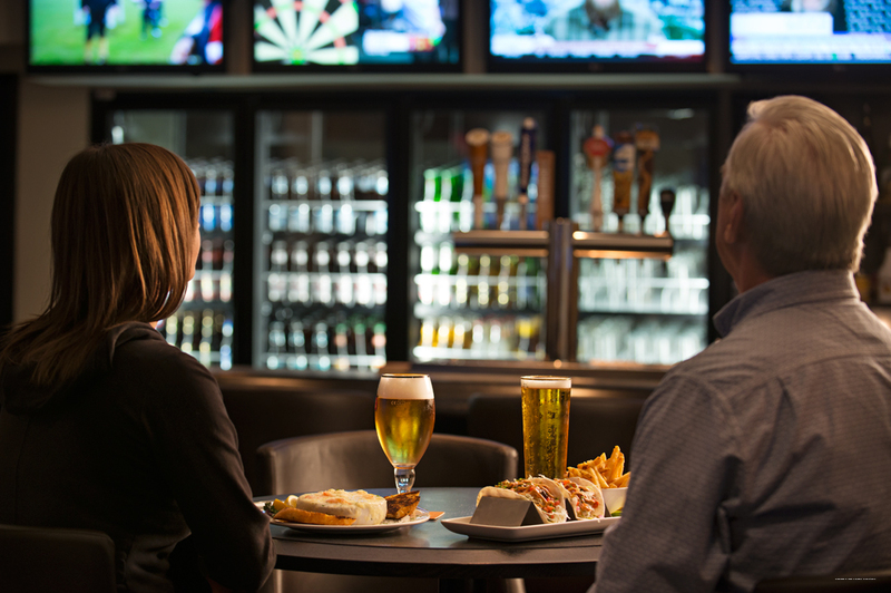 Фото Ramada Plaza by Wyndham Calgary Downtown