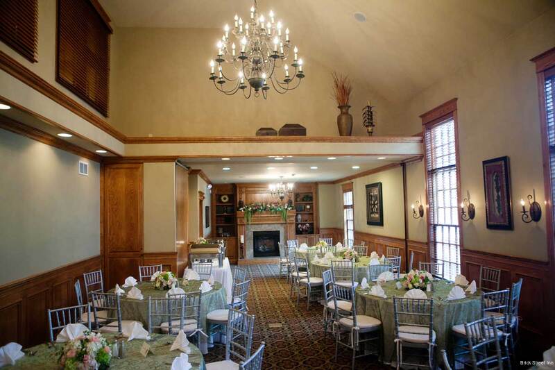 Фото Brick Street Inn