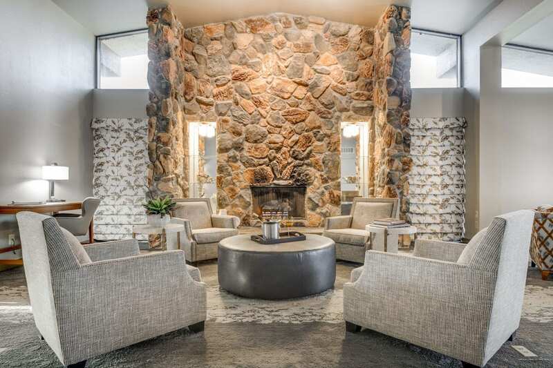 Фото Lodge Of Four Seasons Golf Resort, Marina & SPA