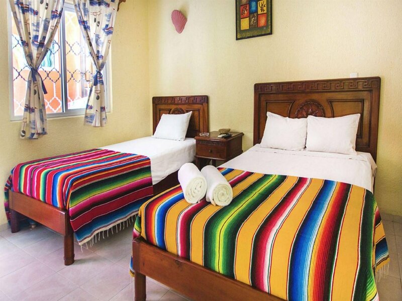 Гостиница Beach House Hotel в Плая-дель-Кармен