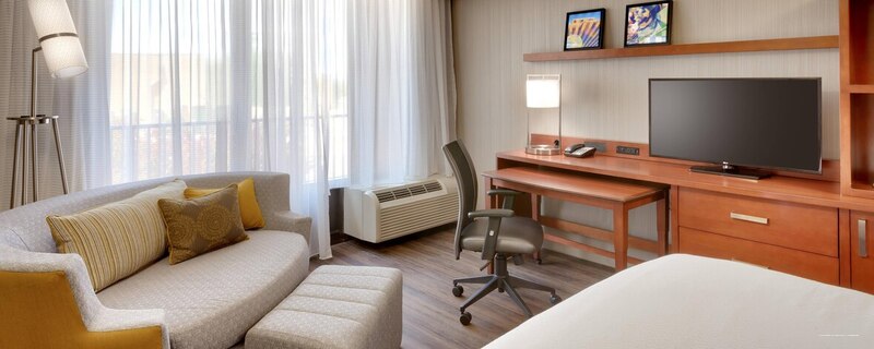 Фото Courtyard by Marriott Albuquerque